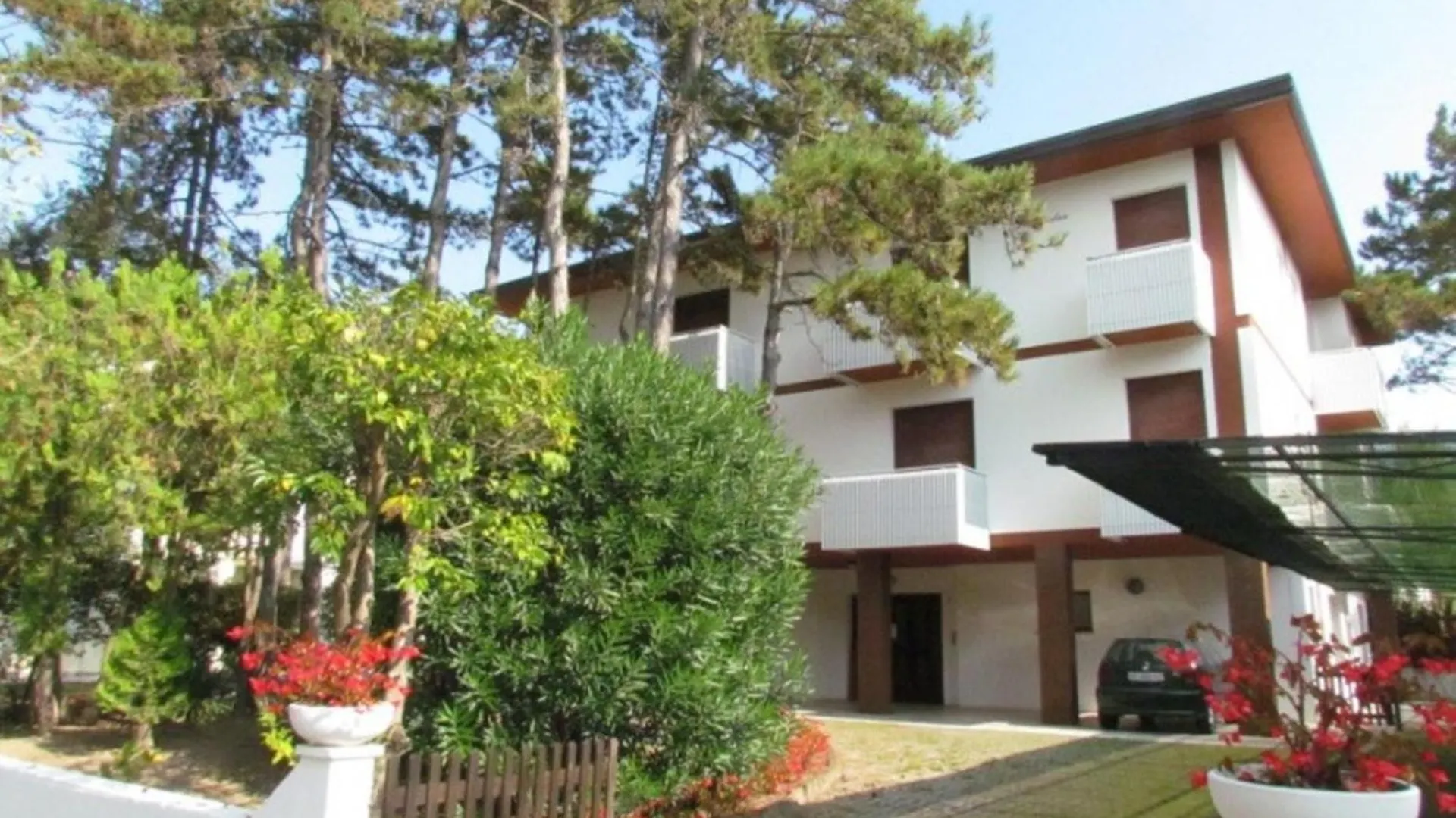 Tranquil Family Getaway - Beahost Apartment Bibione Italy